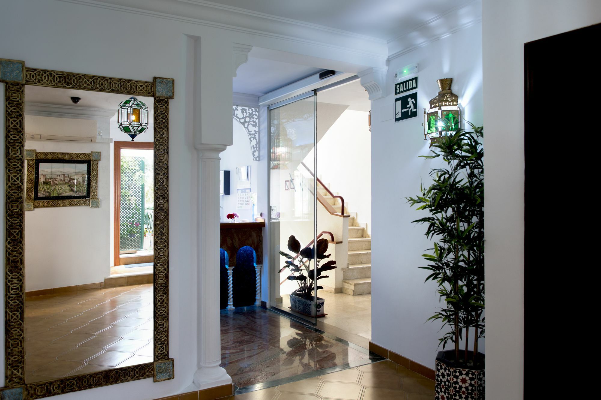Hostal Alhambra - Adults Only Nerja Buitenkant foto